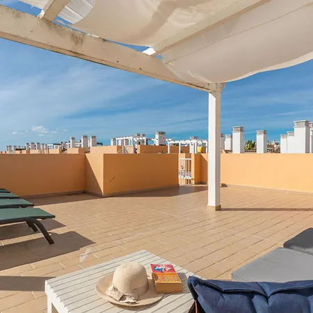 Lorraine - Duplex, With Pool & Sun Deck דירה