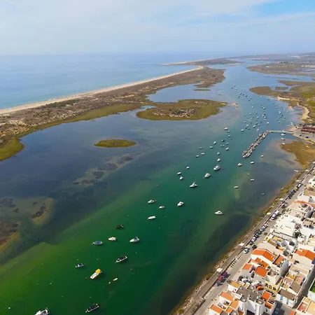 Lorraine - Duplex, With Pool & Sun Deck Conceição