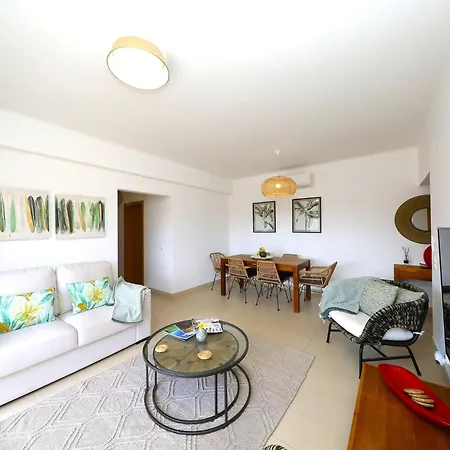 Lorraine - Duplex, With Pool & Sun Deck Apartment