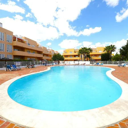 Lorraine - Duplex, With Pool & Sun Deck *